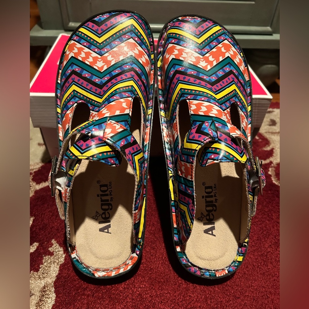 Alegria Vibrant Colored Tribe Shoes, Size 38, Like New Condition